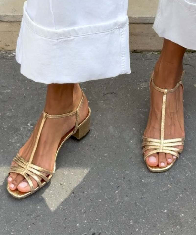 Aletta | Arany Szandál Hétköznapi Elegancia