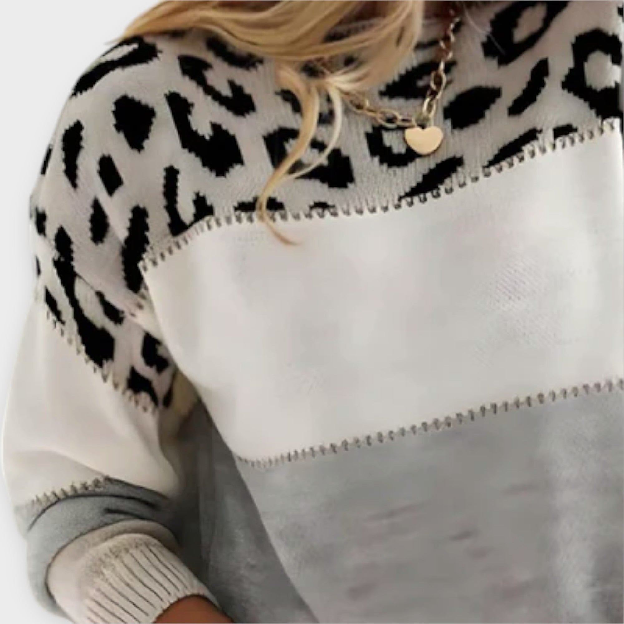 Orsolya - Leopárd mintás casual póló