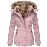 Sára – Elegáns, slim-fit bunda szőrme gallérral