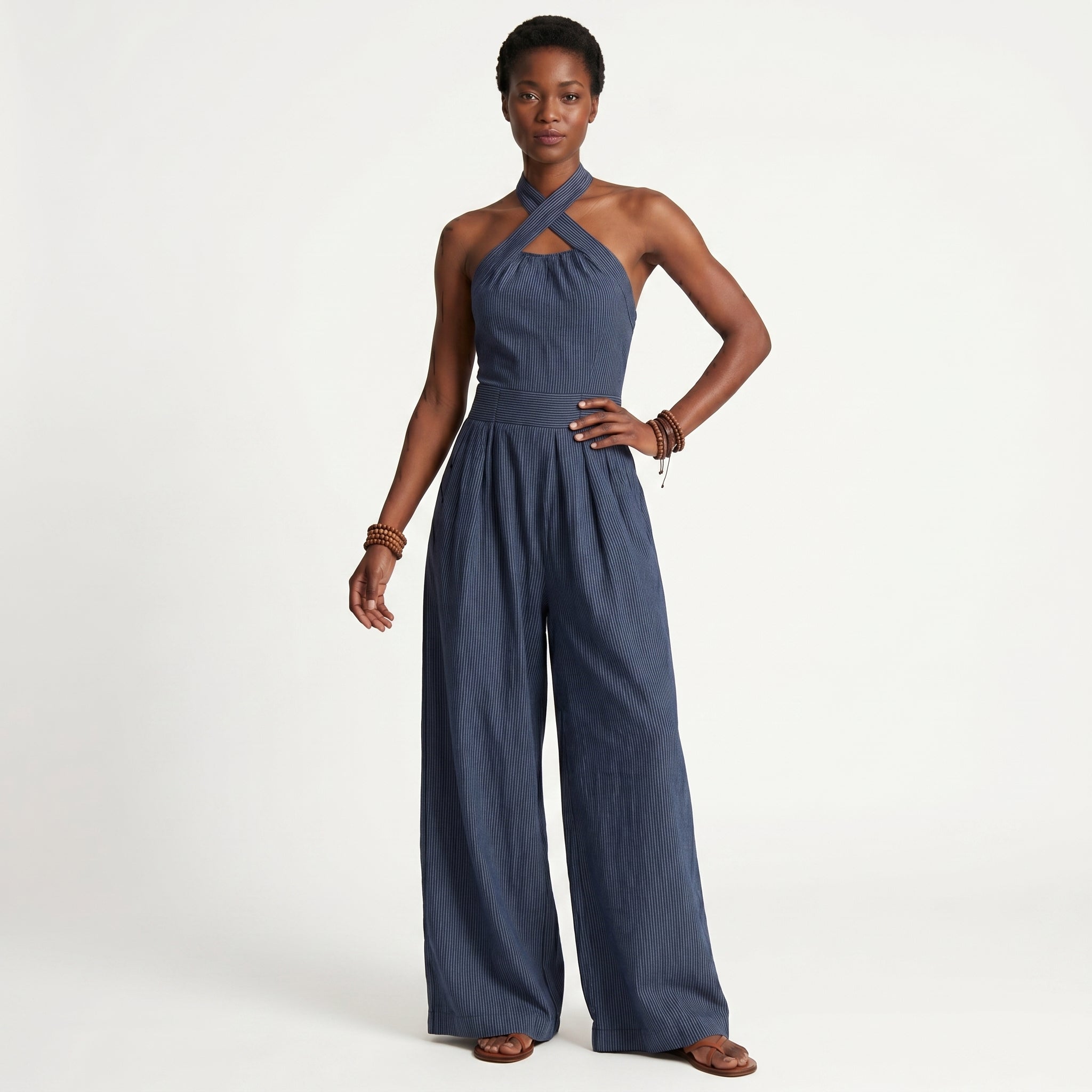 Tímea - Mono Texturizado con Escote Halter Cruzado