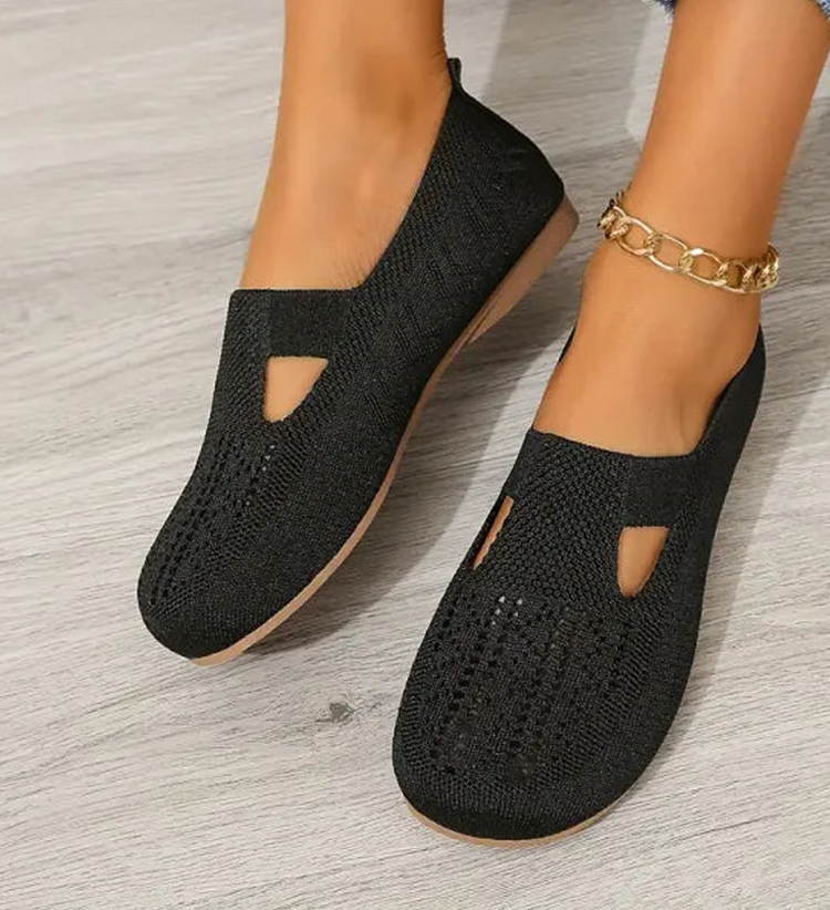 Detti – rugalmas lélegző ergonomikus szandál